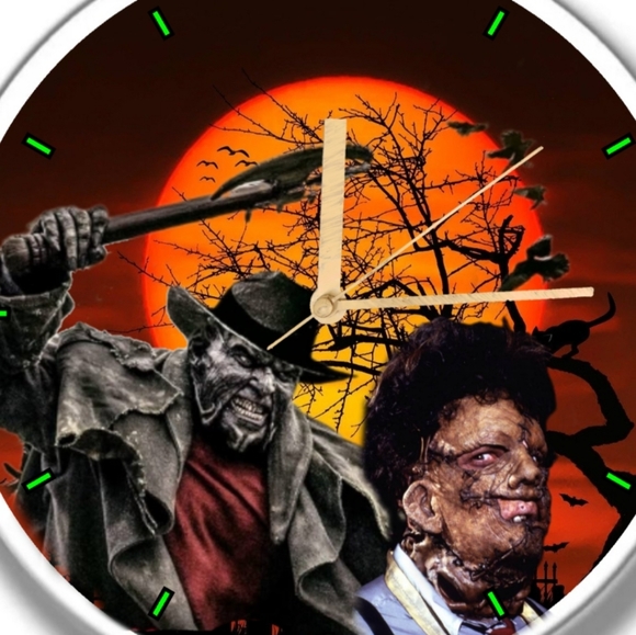 Jeeper Creeper end Leather face clock - Picture 2 of 4